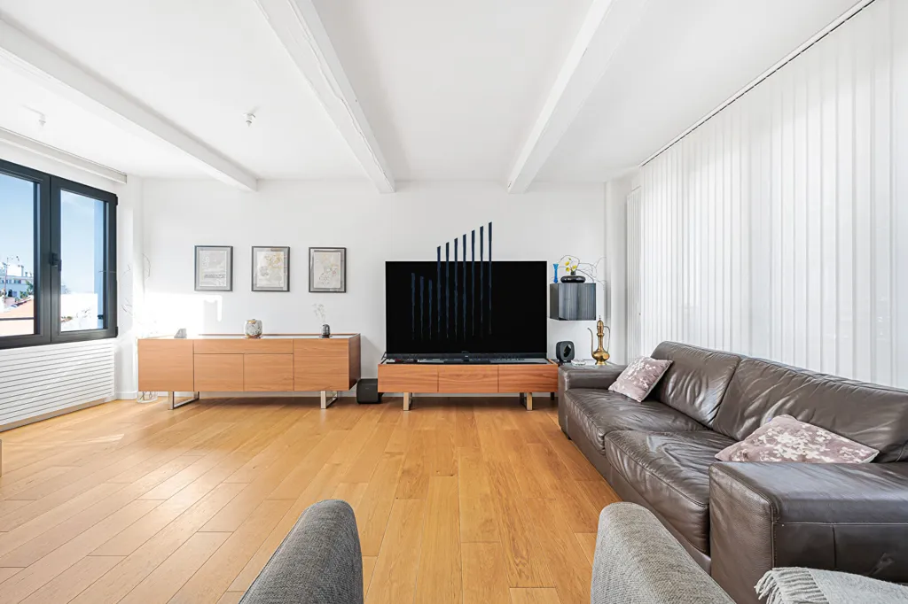 Elutuba - City House with Rooftop and Panoramic View in Saint-Cloud