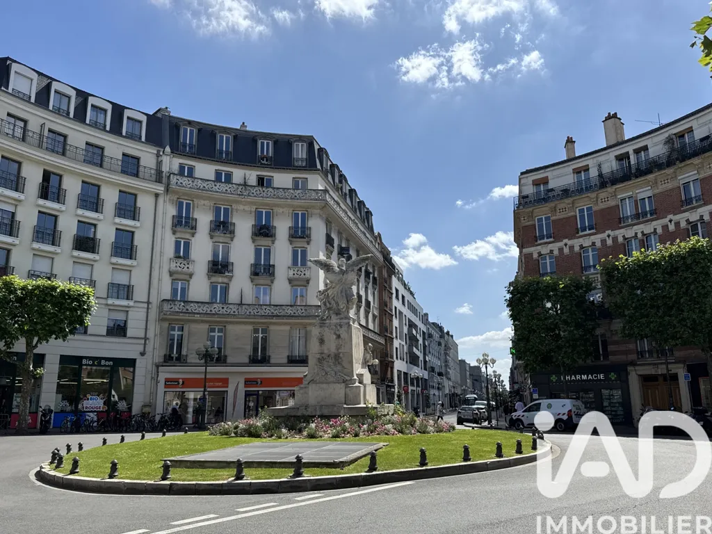 Välivaade - Renovated Flat with South View in Montrouge