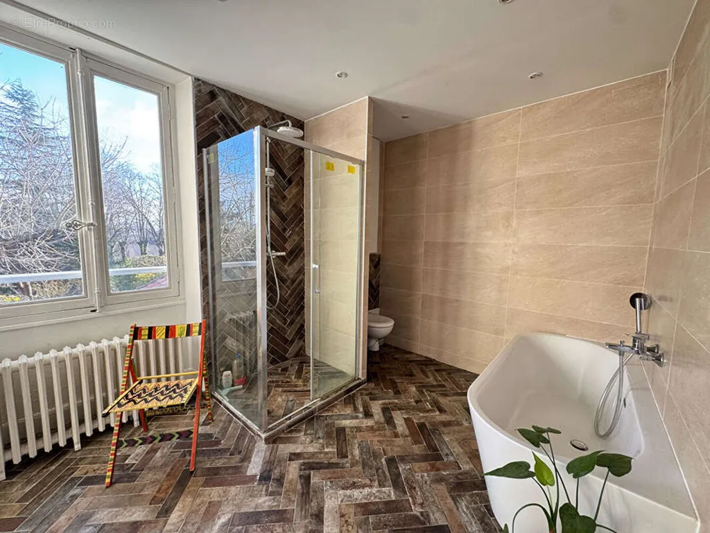 Bagni - Character House with Garden in Melun Centre