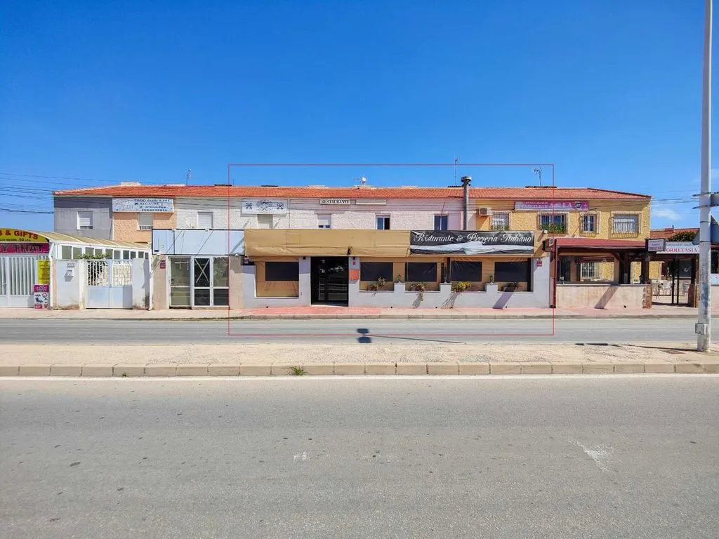 Restaurant with Apartments in Torrevieja