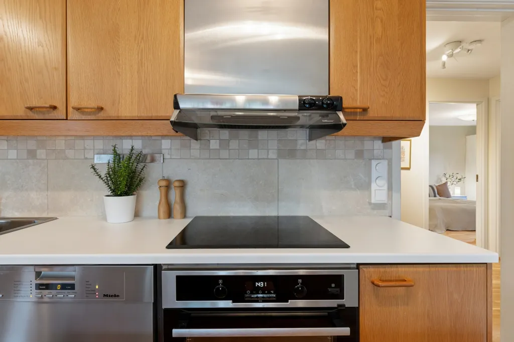 Cuisine - 4-Bed Apartment with Balconies in Sandvika