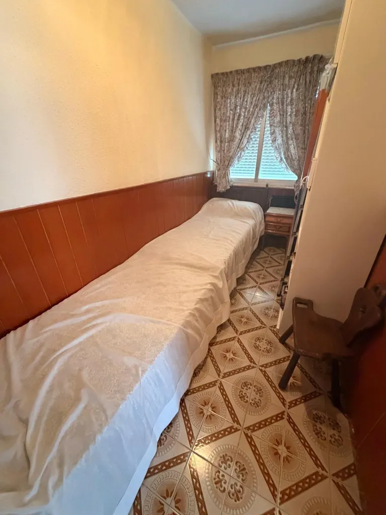 Chambres - Bright Apartment with Balcony in Benicalap, Valencia
