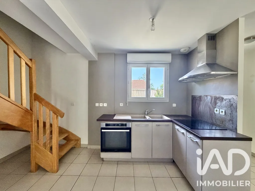 Cuisine - Maison Moderne avec Terrasse à Limoges