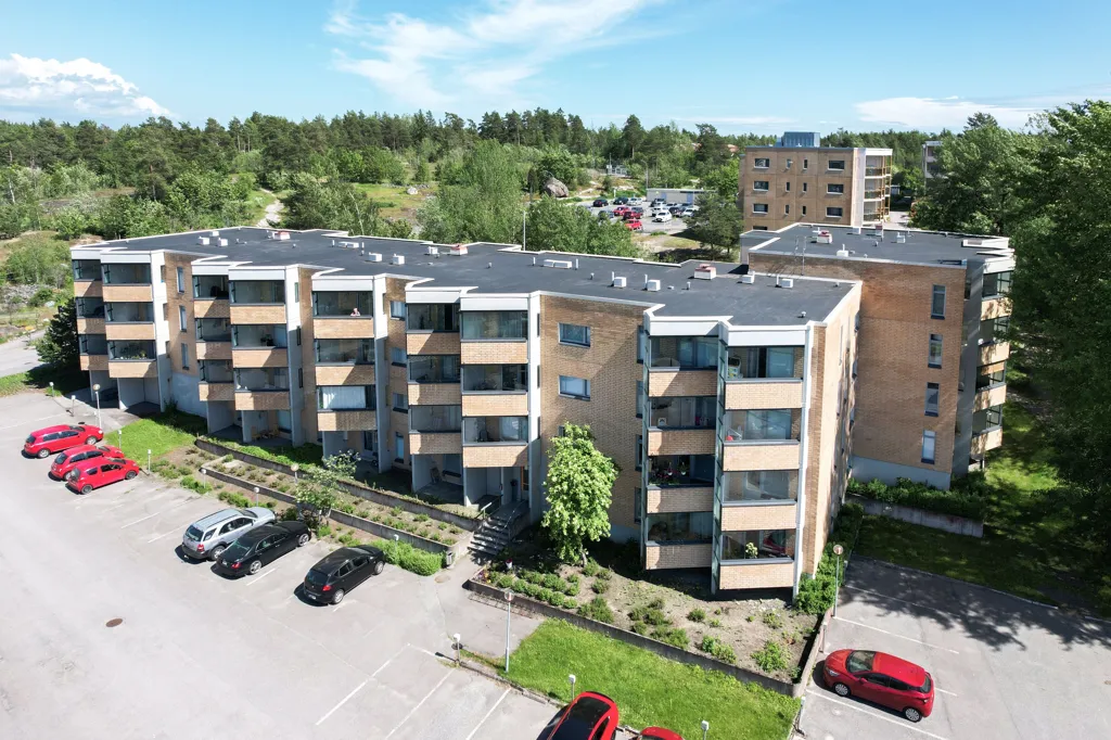 Õhuvaade - Spacious Flat with Balcony in Länsimäki, Vantaa