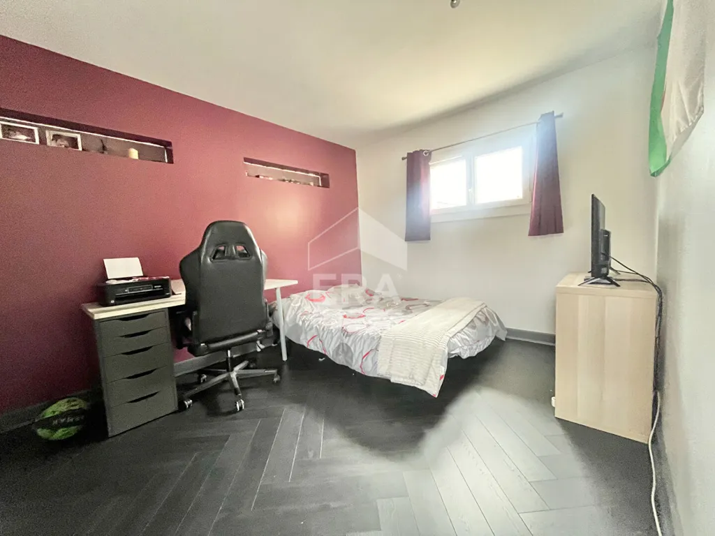 Magamistoad - Charm House with Pool in Les Alluets Le Roi