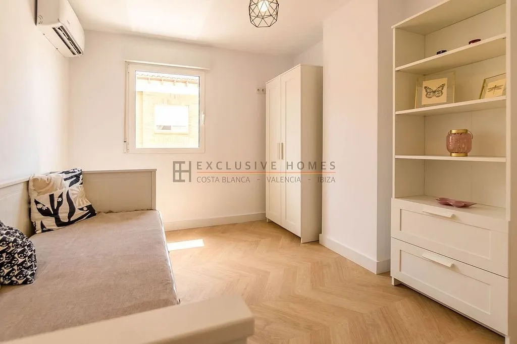 Chambres - Apartment with Balcony in Alfaz del Pi Centre