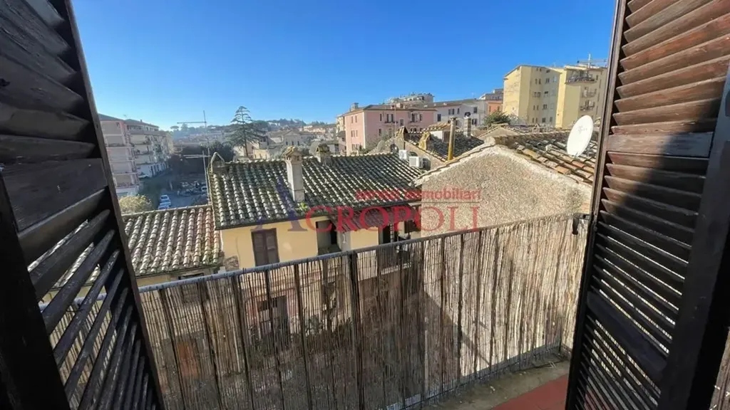 Rõdu - Charming Two-Level Apartment in Bracciano
