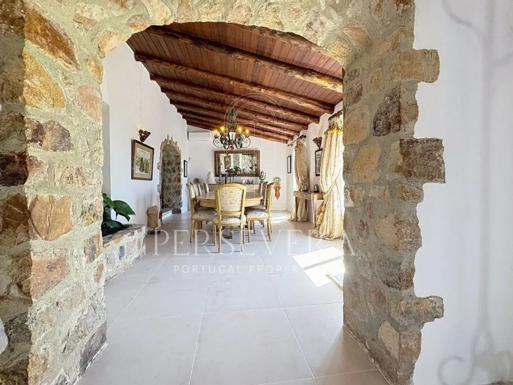 Esik - Villa with Ocean Views in Biscaia, Cascais