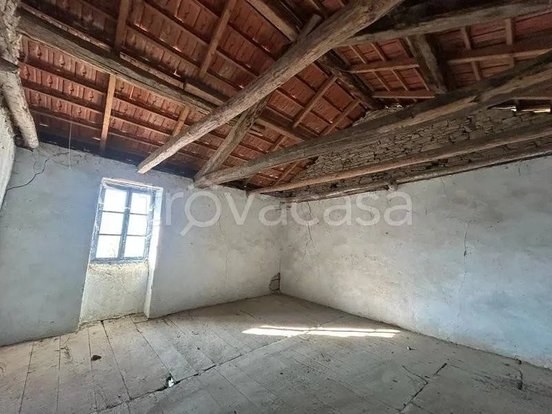 Toad - Rustic Stone Cottage with Panoramic Views in Pezzolo Valle Uzzone