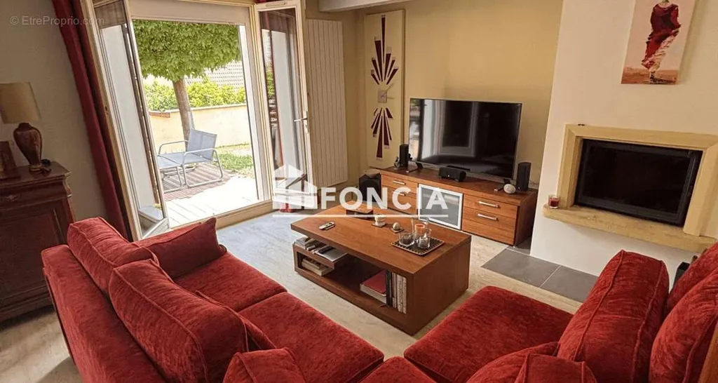 Elutuba - Detached House with Garden in Chilly-Mazarin