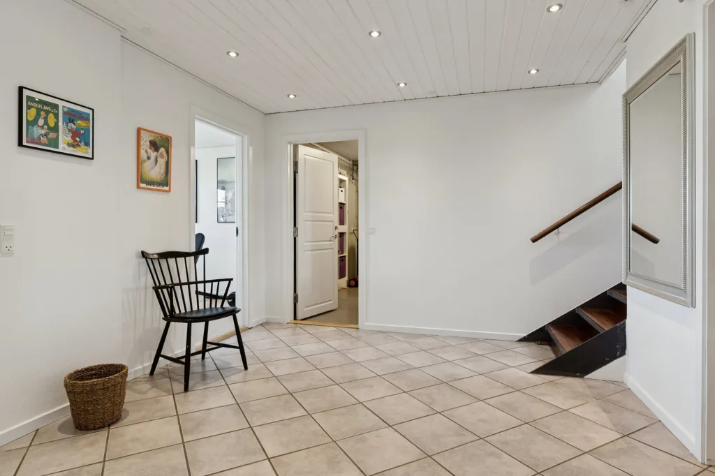 Entrée - Detached Villa with Garden in Fårevejle