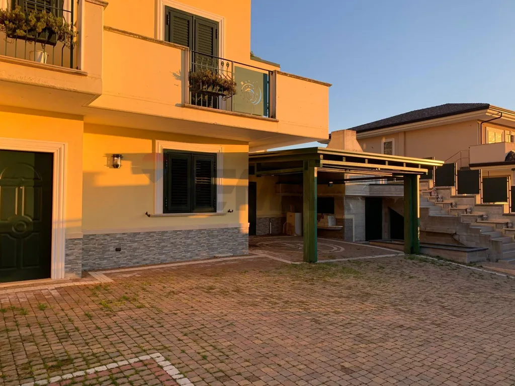 Extérieur - Modern Villa with Panoramic Terrace in Cervaro