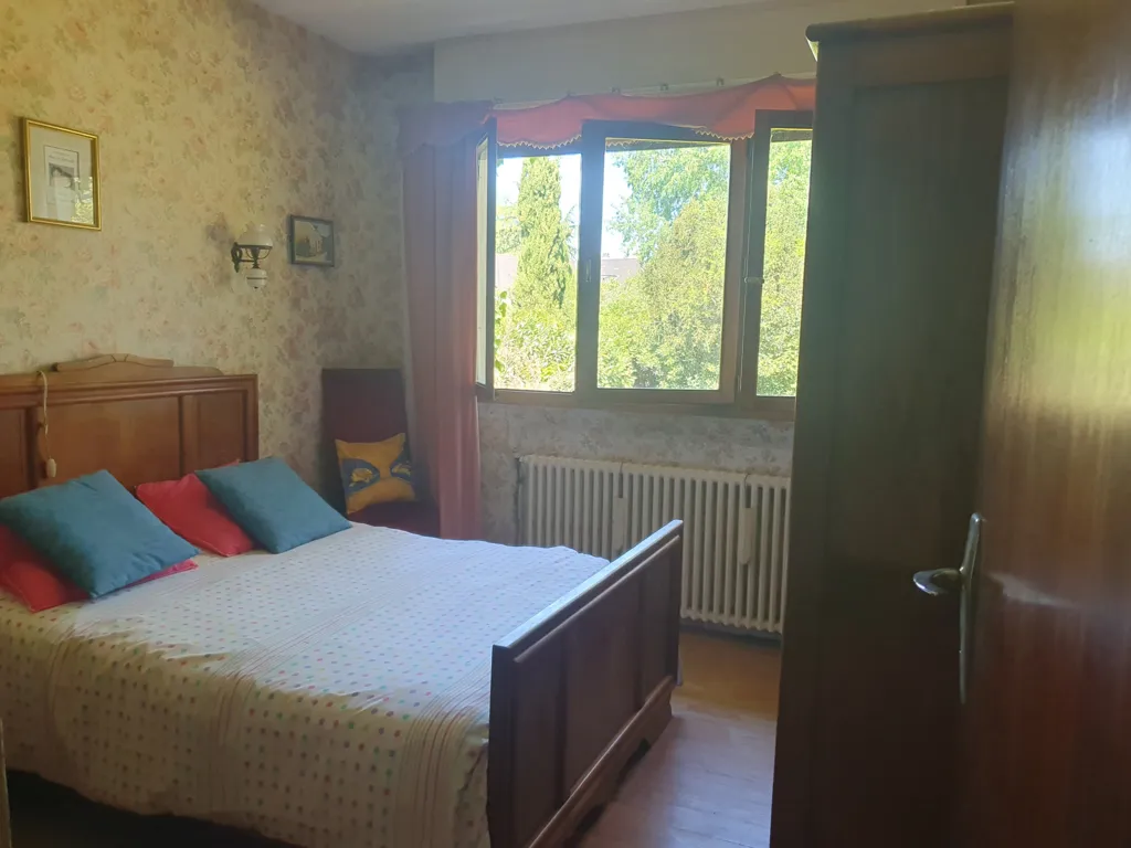Chambres - Maison individuelle avec jardin à Canéjan