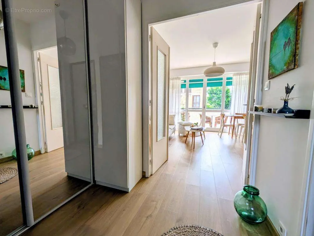 Appartement 3 pièces à Marseille-8e