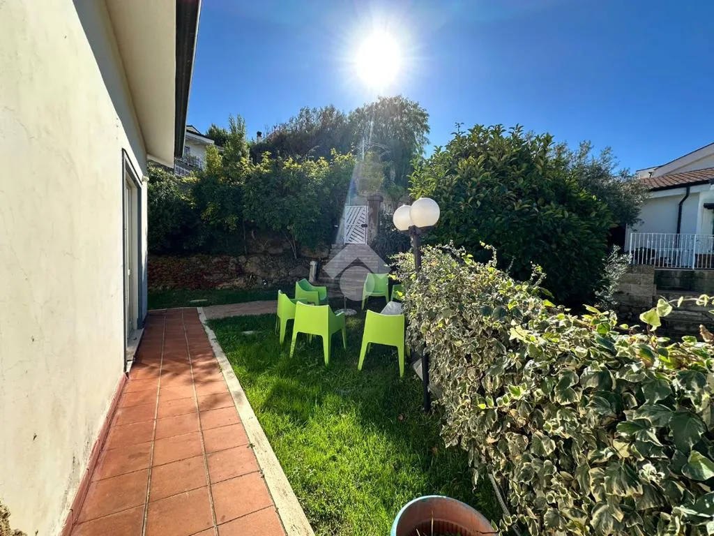 Aed - Bifamiliar Villa with Sea View in Crotone
