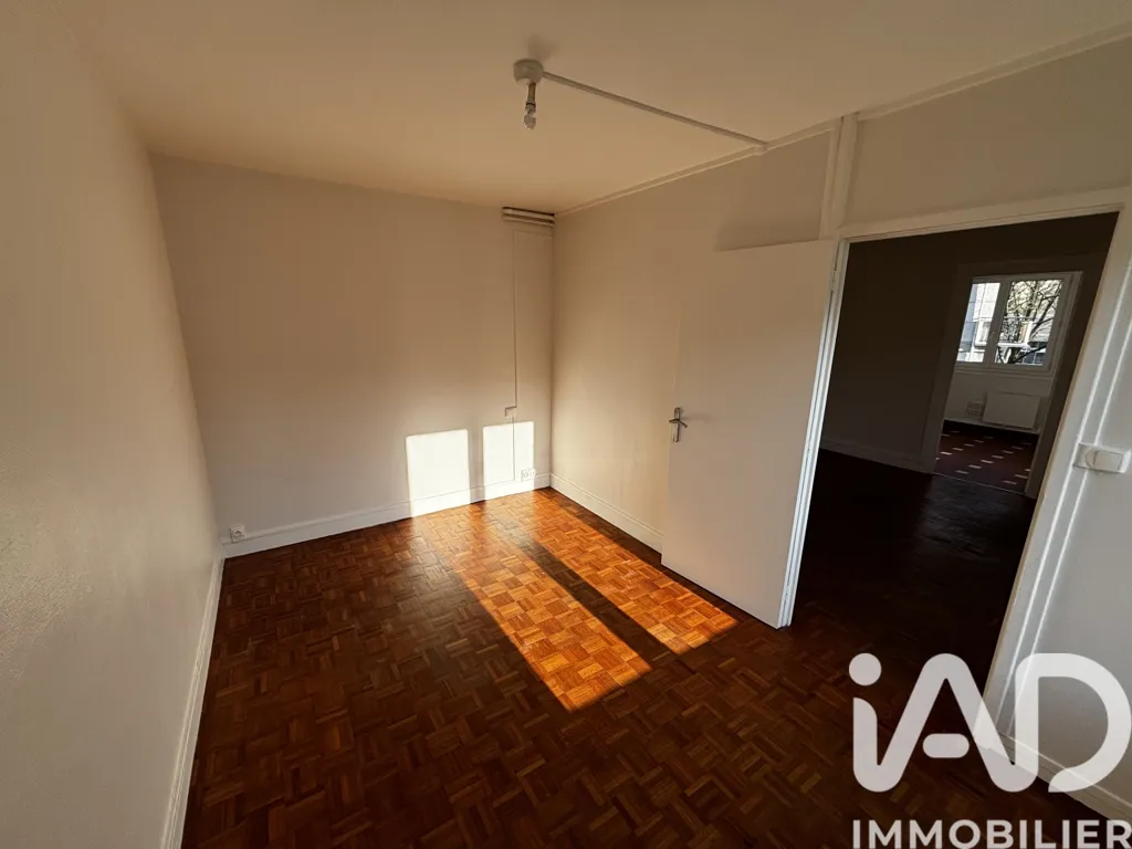 Pièces - Appartement avec garage à Rouen