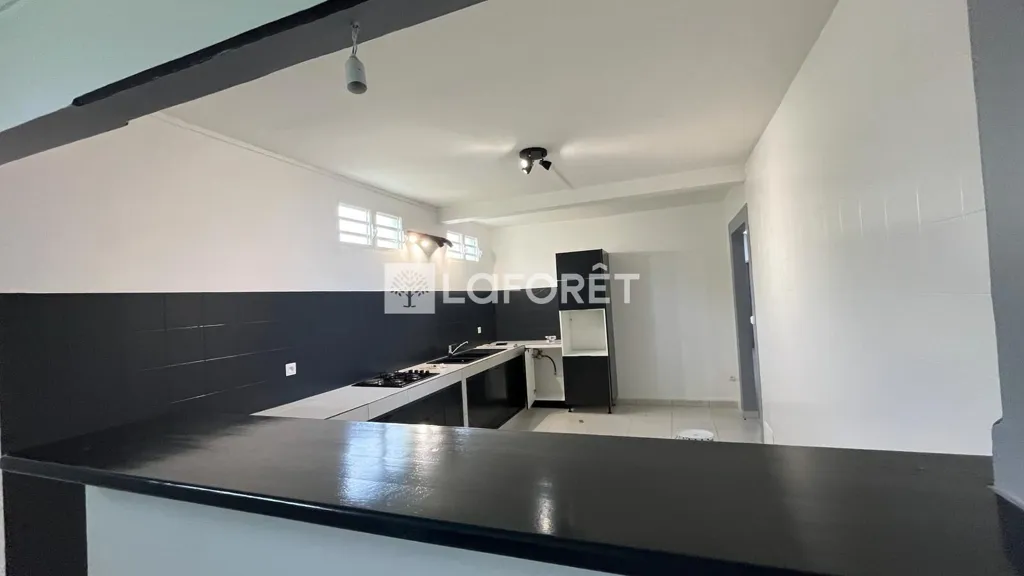 Cucina - Modern Villa with Terrace in Lamentin