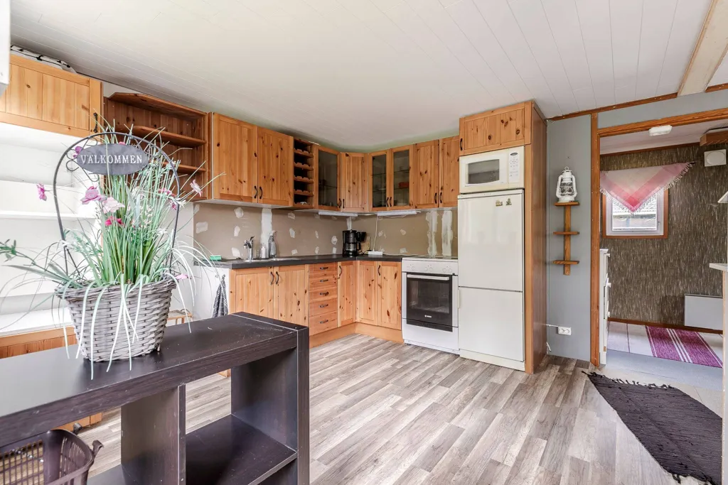 Kitchen - Cottage with Private Boat Dock in Olarp