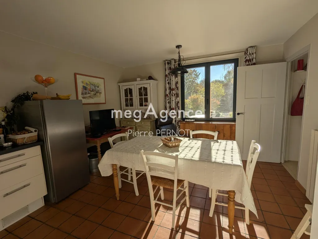 Söögituba - Charming Stone House with Gîte in Saint-Martin-Lagépie