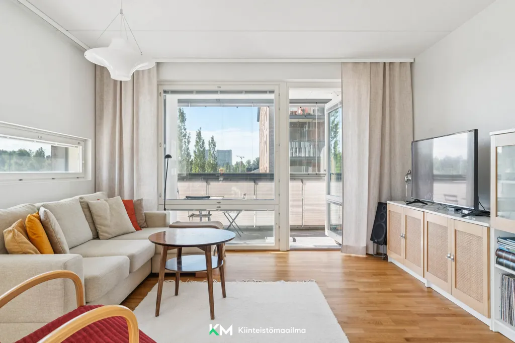 Elutuba - Bright Apartment with Balcony in Espoo Centre
