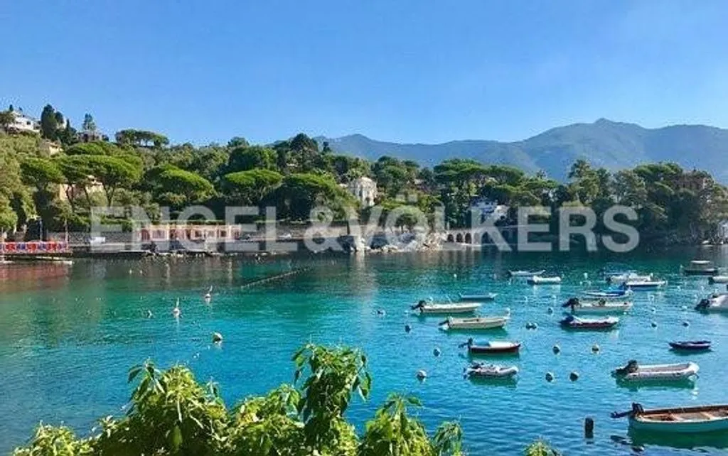 Luxury Flat with Sea View in Rapallo