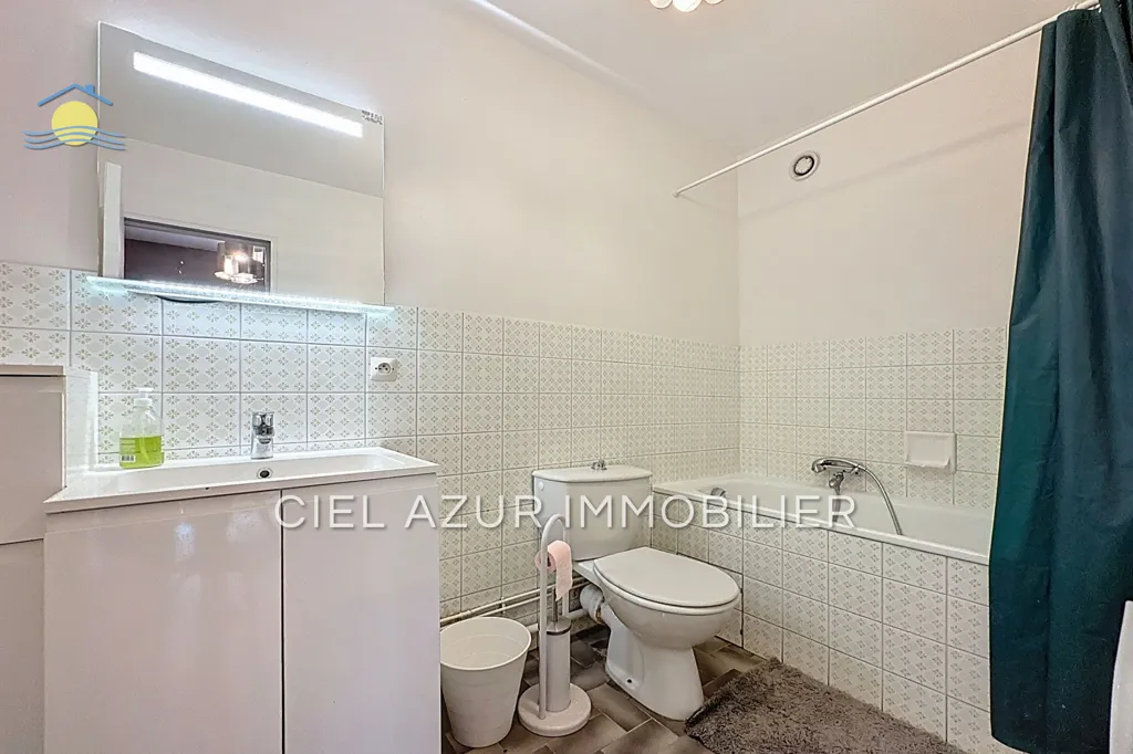 Salles de bain - Studio avec Terrasse à Antibes