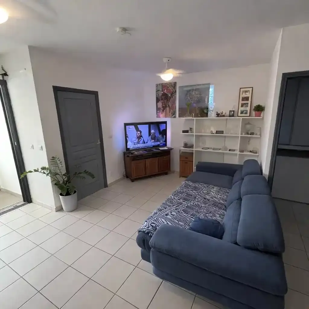 Séjour - Appartement T3 avec Ascenseur à Saint-Paul