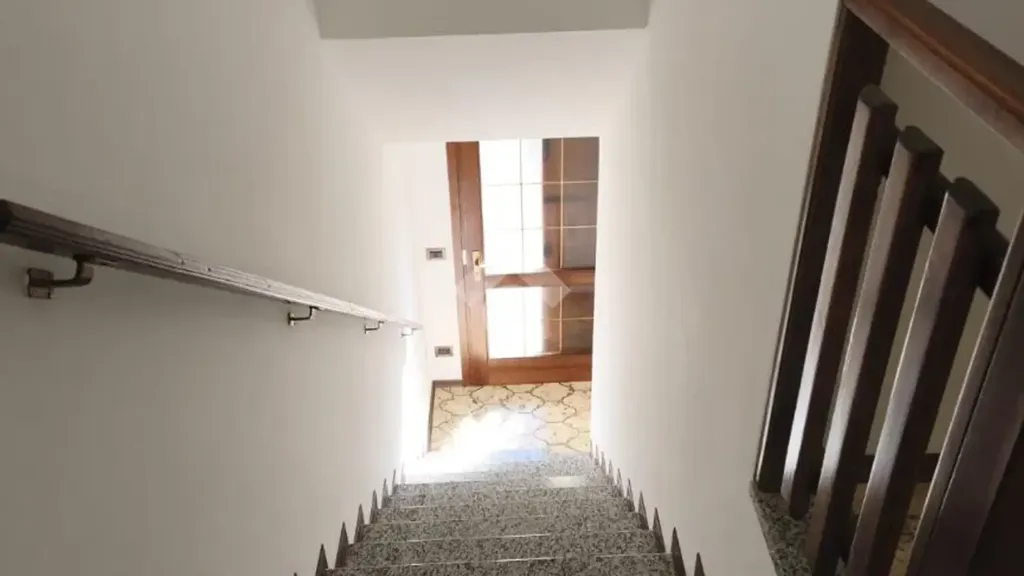 Toad - Twin-Occupancy Flat with Balcony in Giavera del Montello