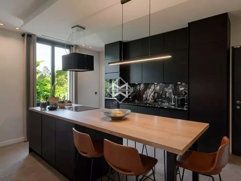 Cuisine - Villa Rénovée avec Piscine près du Centre-ville de Cannes