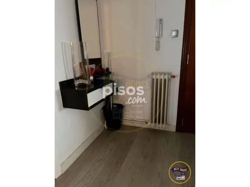 Entrée - Bright Apartment with Balcony in Cuenca Centre