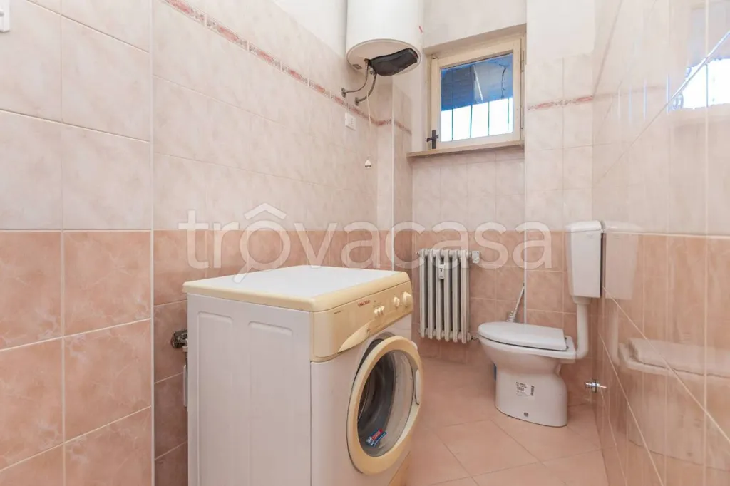 Salles de bain - Apartment with Balcony in Dronero