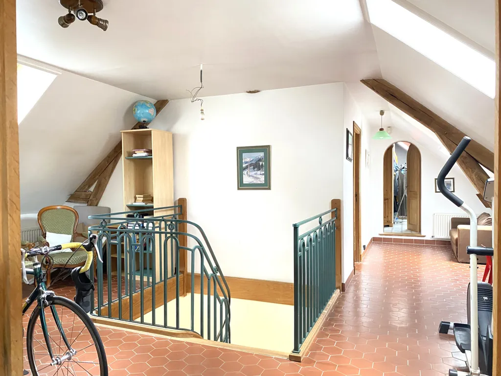 Maison 10 pièces à Courtenay