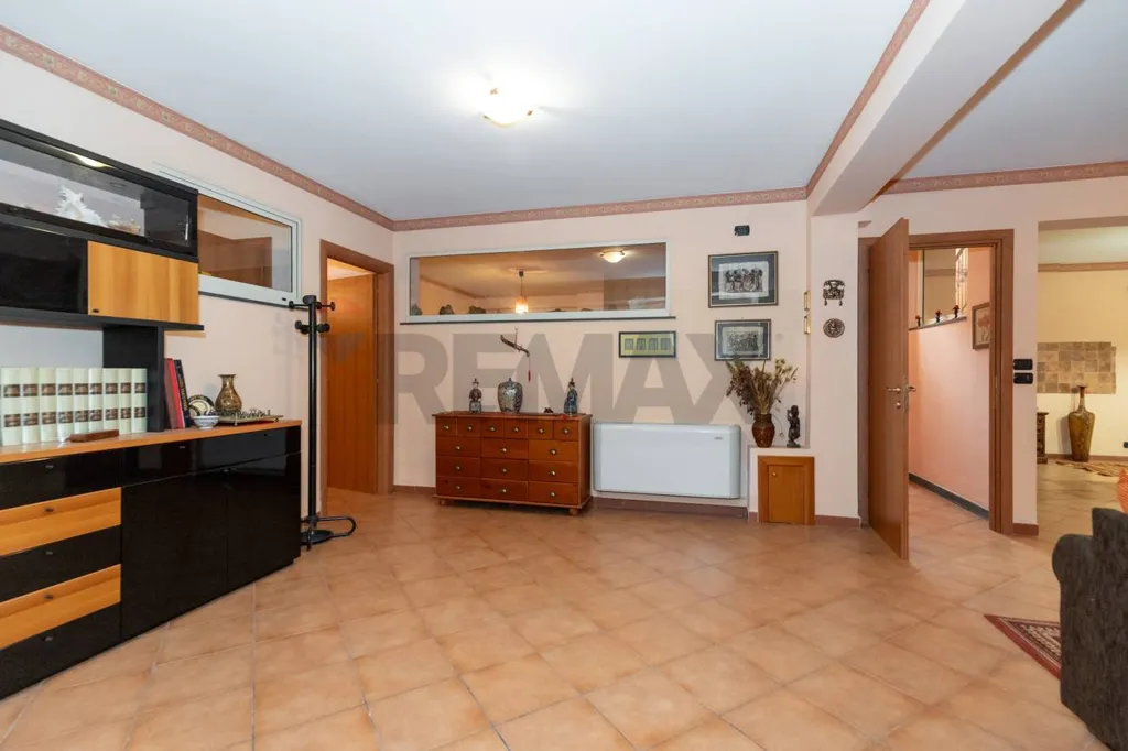 Maison 8 pièces à IT