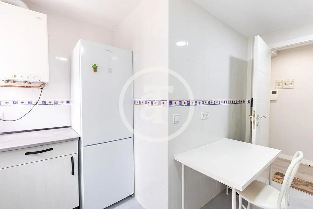 Köök - Furnished Flat with Balcony in Aluche, Madrid
