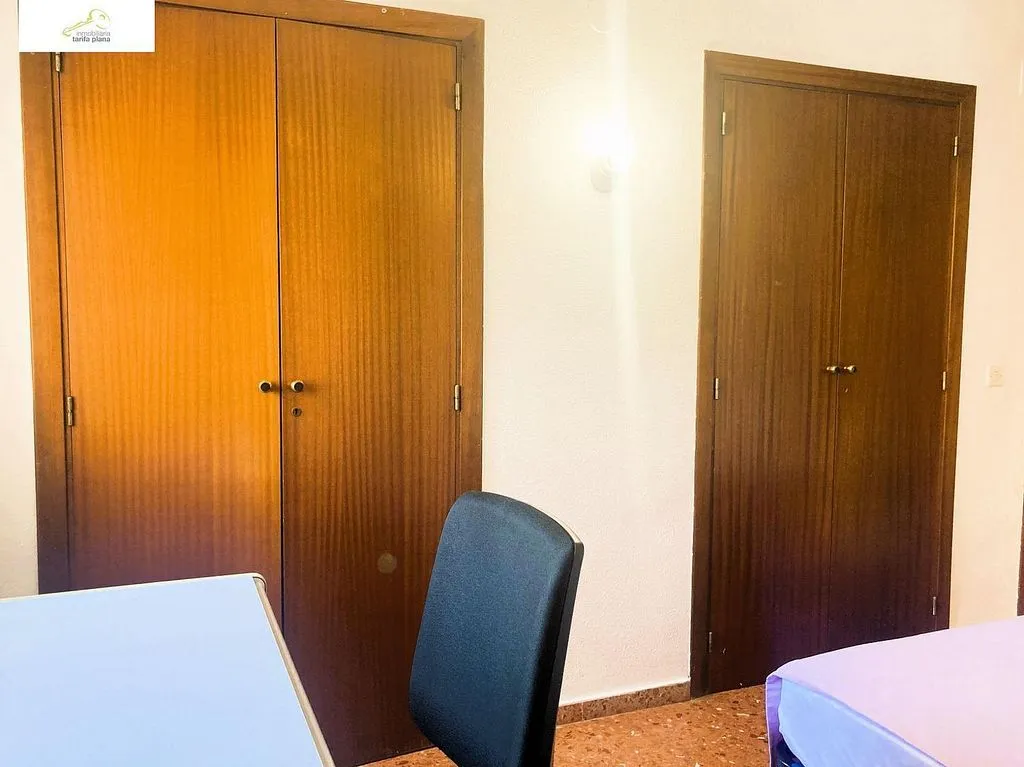 Chambres - Fully Furnished Flat with Garden in Benimaclet