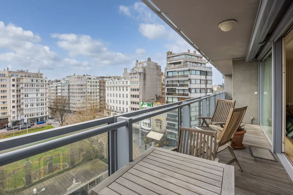 Rõdu - Spacious Apartment with Terrace in Ostend