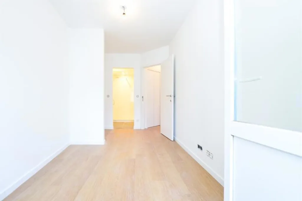 Esik - Renovated 1-Bedroom Apartment in Forest