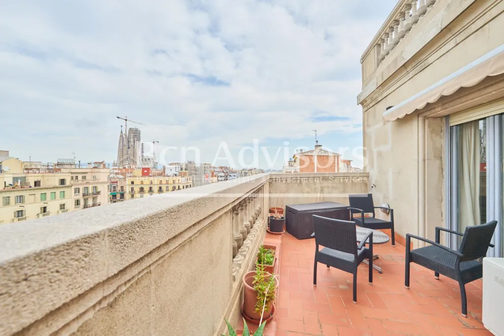 Terrass - Penthouse with Rooftop Pool in Dreta de l'Eixample, Barcelona