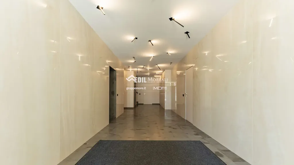 Esik - Luxury Penthouse with Loggia in Modena