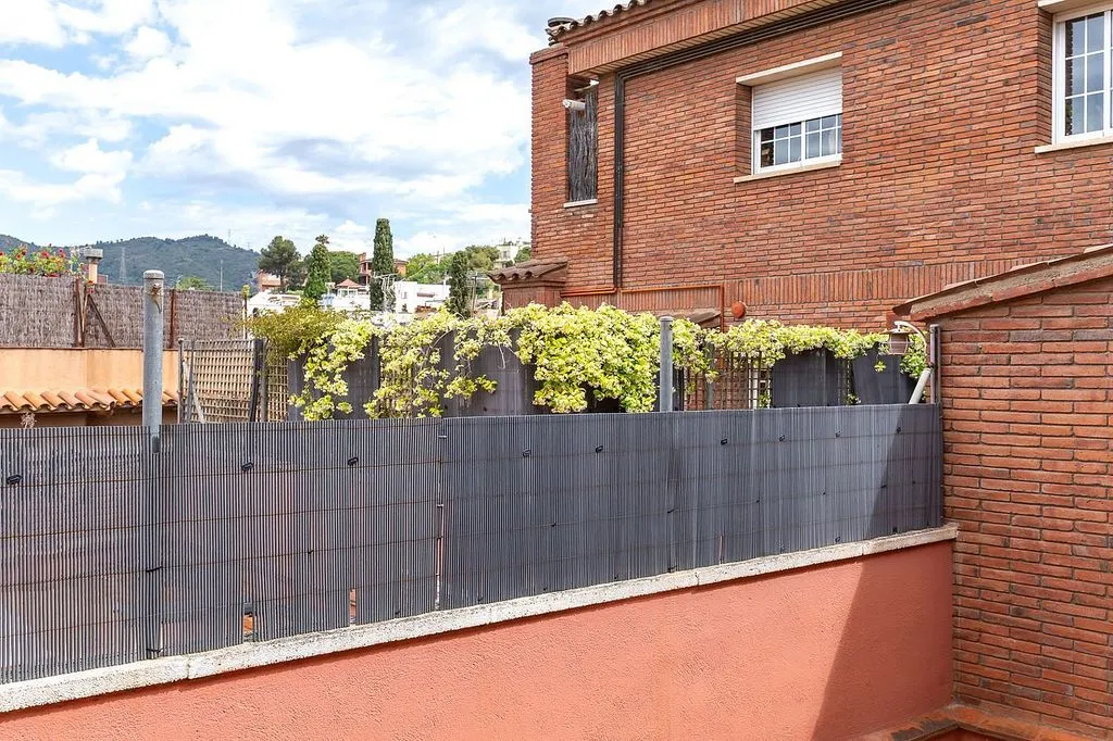 Terrasse - Apartment with Terrace in Sant Just Desvern