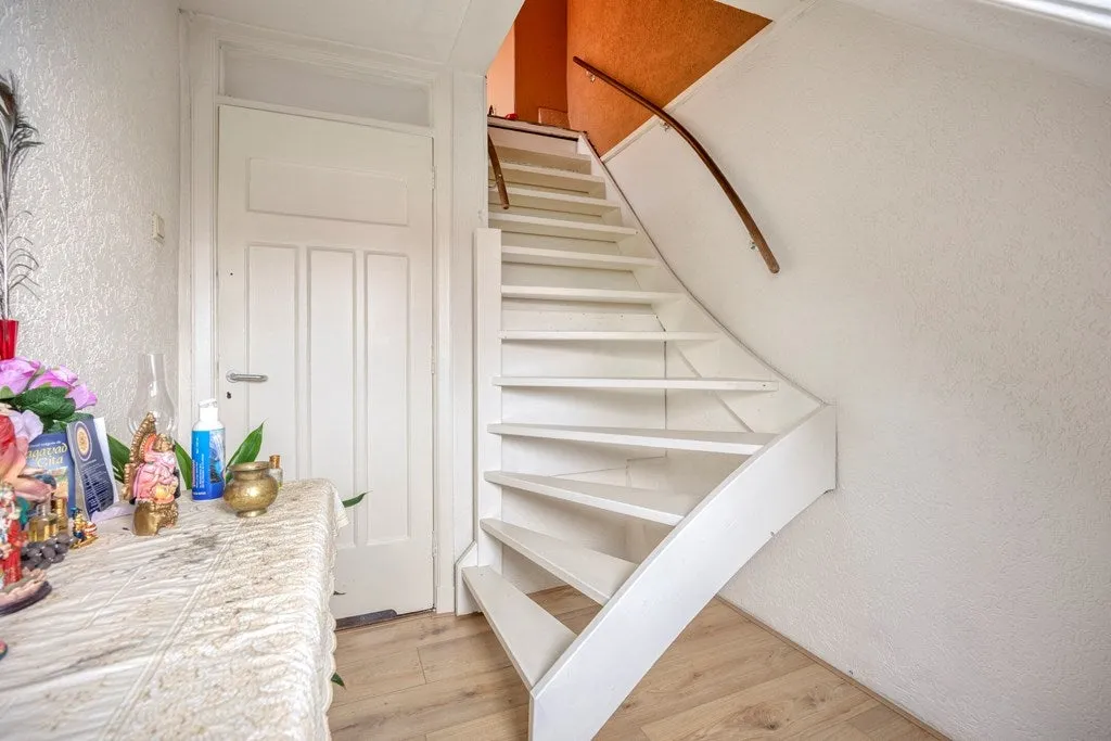 Pièces - Spacious Apartment with Jacuzzi in Dierenselaan