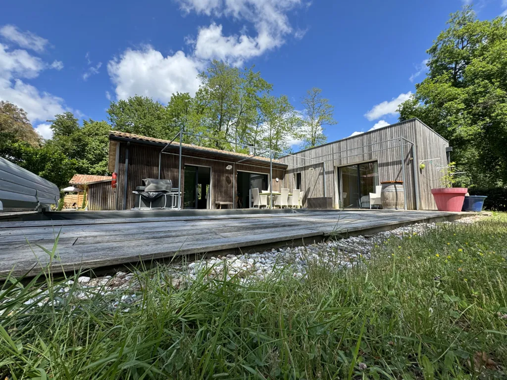 Aed - Extensive Estate with Pools near Contis
