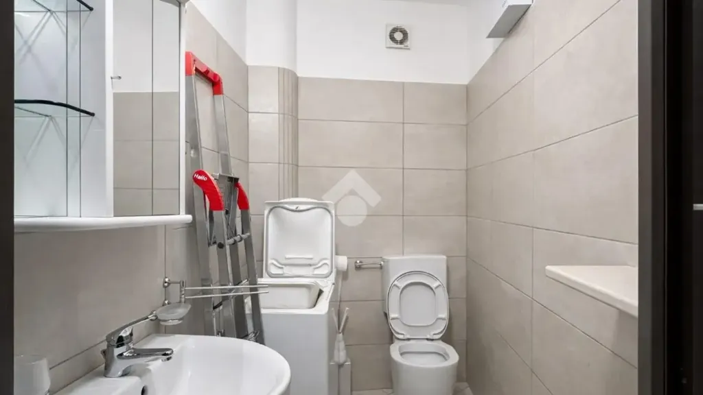 Vannitoad - Modern Flat with Balcony in Bra