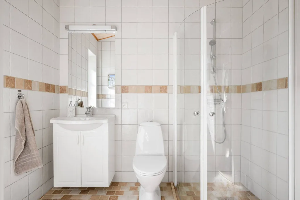 Salles de bain - 1-Plan Villa with Mälaren View in Sundsvik