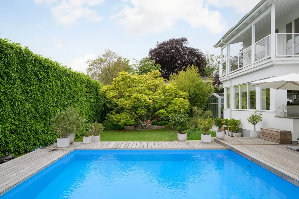 Piscine - Funkis Villa with Pool in Malmö