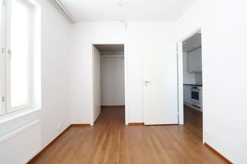 Toad - Corner Flat with Balcony in Aviapolis, Vantaa