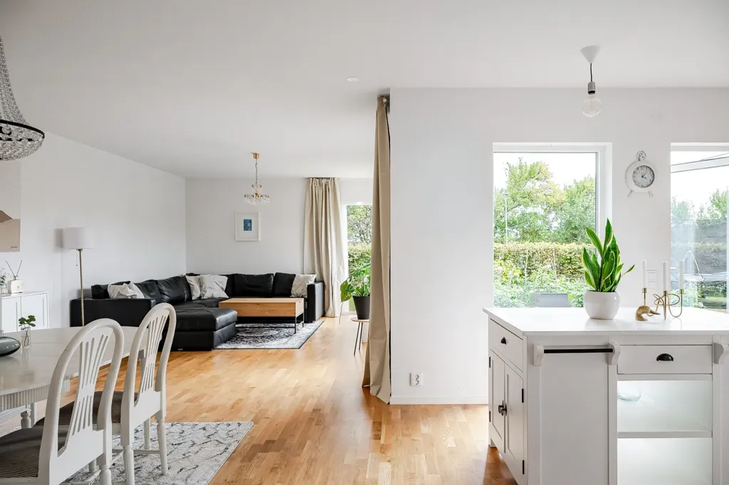 Söögituba - Apartment with Field View in Viby