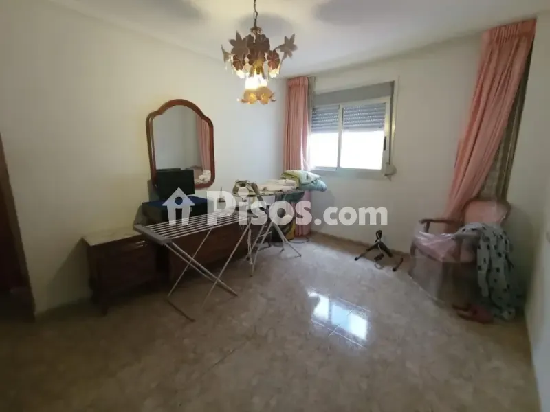 Magamistoad - Ground Floor Flat with Balcony in San Marcelino