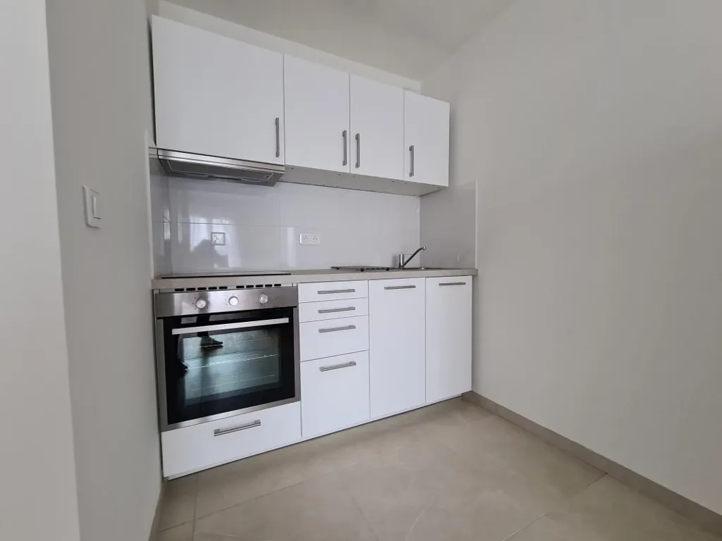 Kitchen - 1-room apartment in Noisy-le-Grand