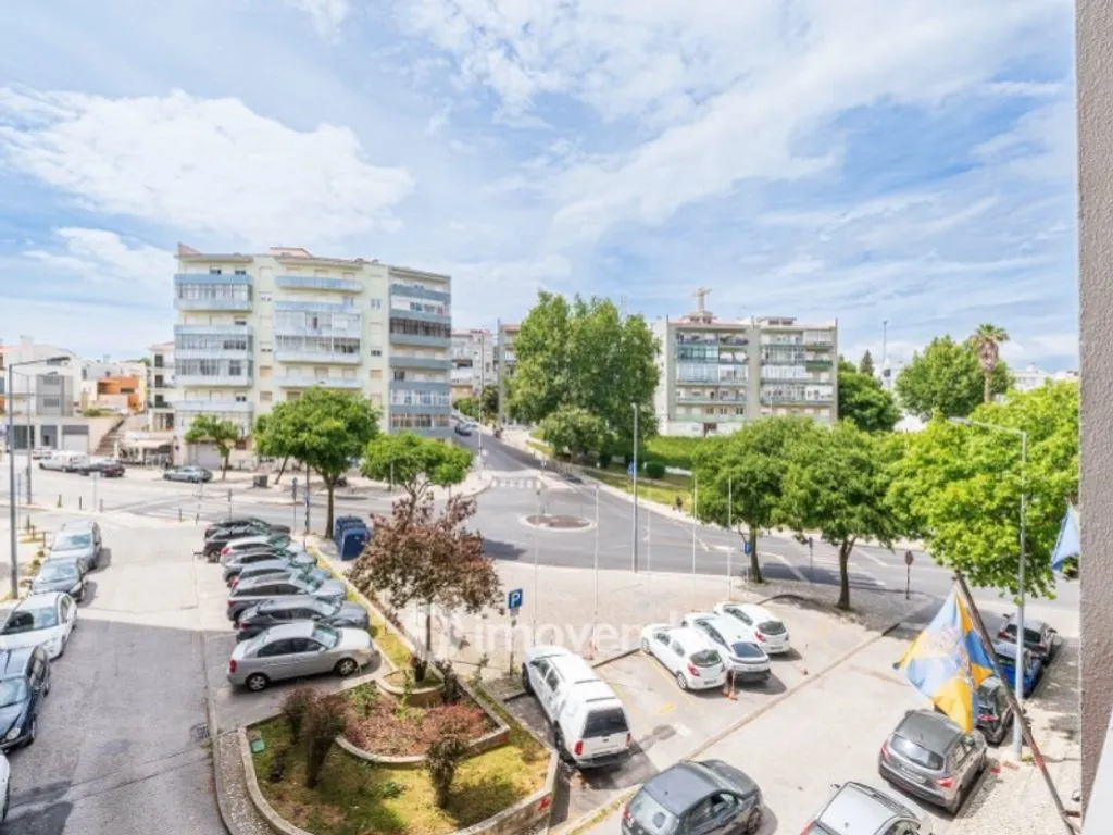 Balcon - Luxury Flat with Fireplaces in Almada
